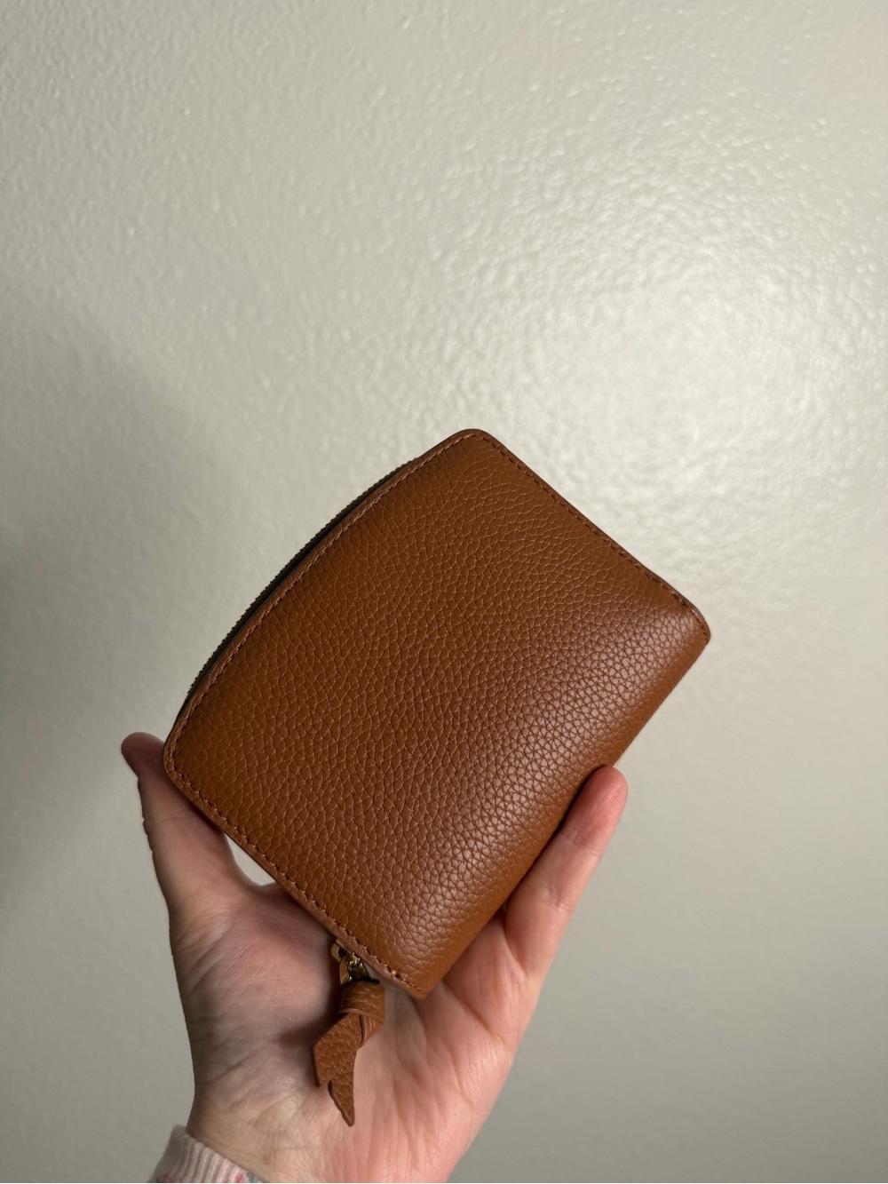 Quince Italian Pebbled Leather Compact Wallet - Picture 4 of 7